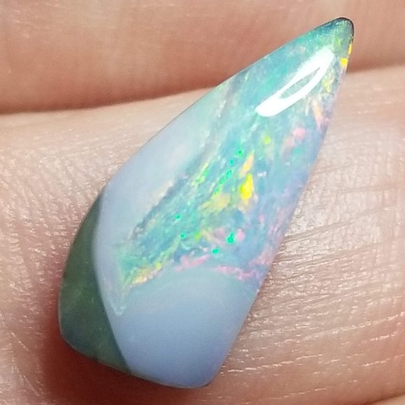 Australian Winton Opal * 14.7 x 6.7 x 4.2mm * solid, natural, gemmy boulder opal - Picture 15 of 15